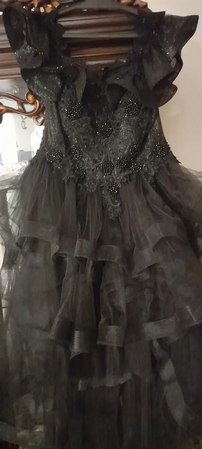 لباس شب مجلسی کار شده بسیار شیک|لباس|پردیس, فاز ۱۱|دیوار