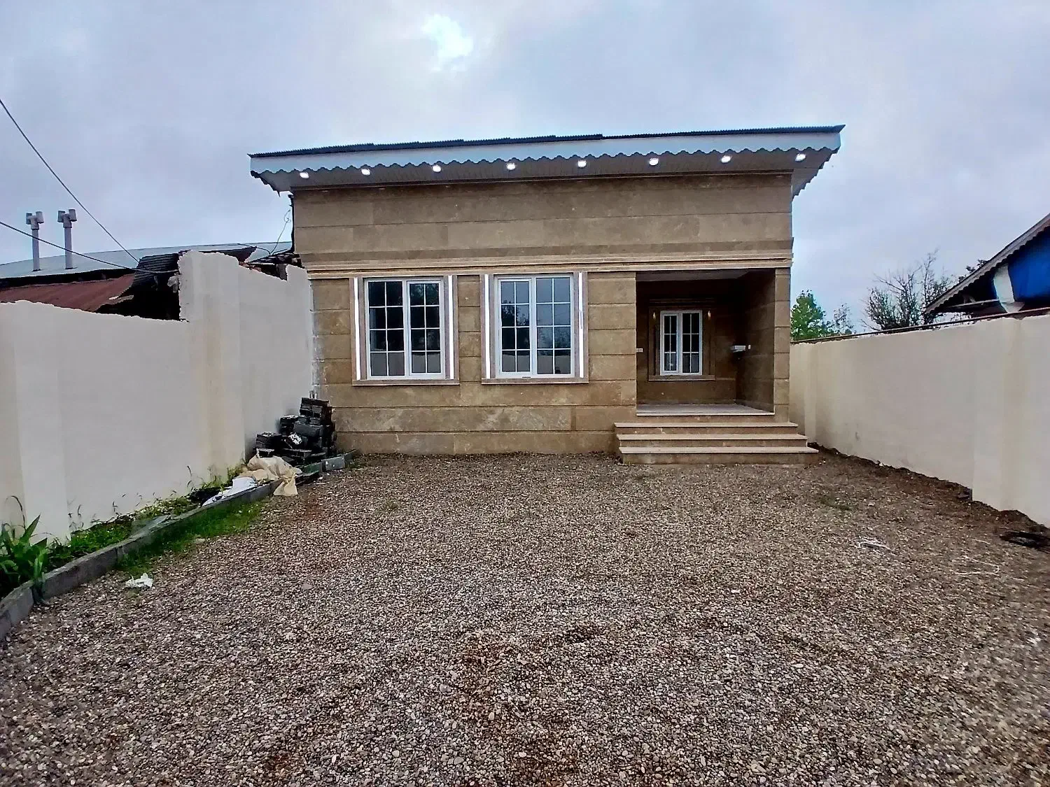 ویلا ۲۲۰ متری شیک و نوساز محدوده لشت نشا|فروش خانه و ویلا|لشت نشا, |دیوار