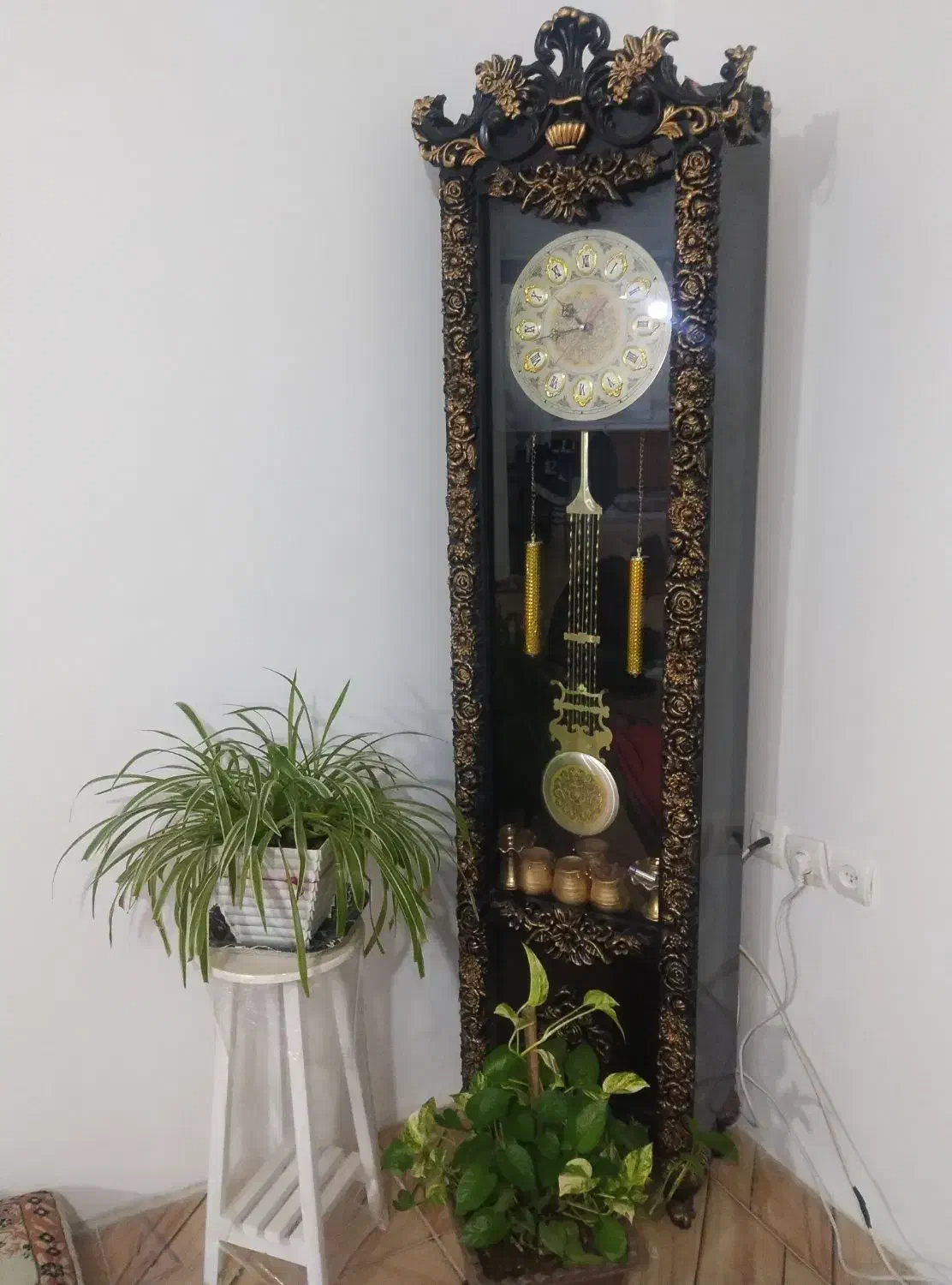 دومیلیون وپانصدهزاربخاطرجابجای میفروشم|بوفه، ویترین، کنسول|سنندج, |دیوار