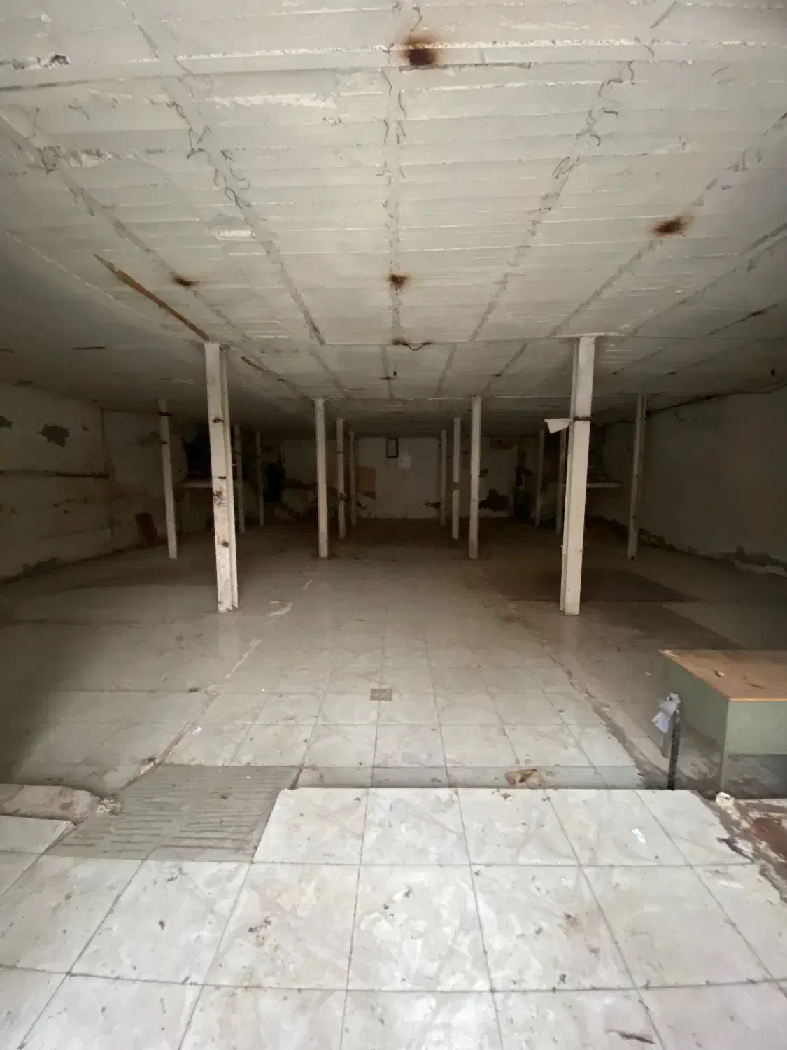 اجاره انبار و دفتر کار ۵۰۰ متر خیابان امام رضاع|اجارهٔ مغازه و غرفه|آمل, |دیوار