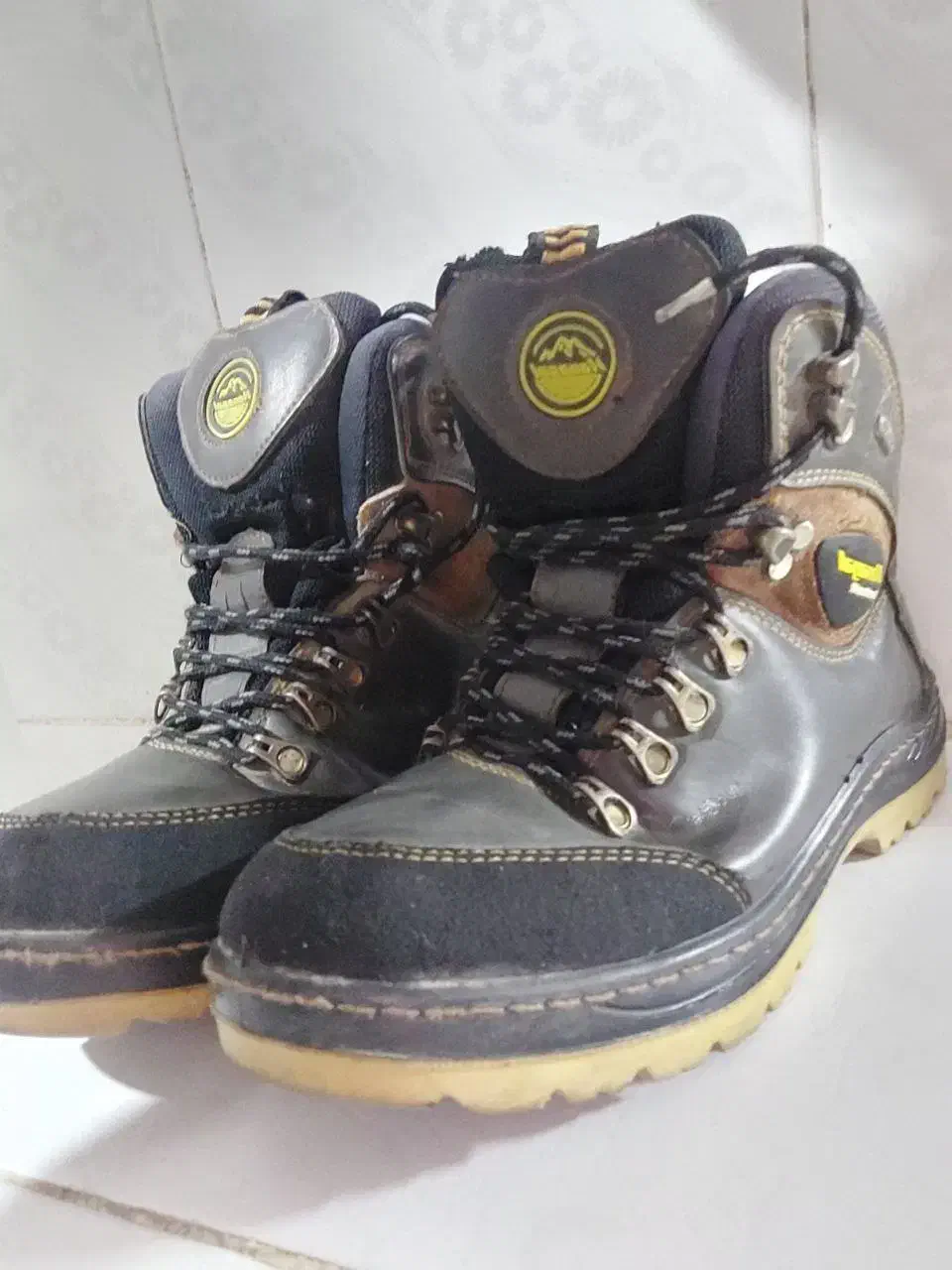 کفش نیم بوت|کیف، کفش، کمربند|بجنورد, |دیوار