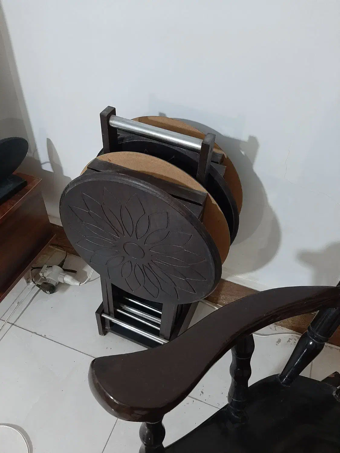 میز عسلی کاملا تمیز و نو|مبلمان خانگی و میز عسلی|زابل, |دیوار