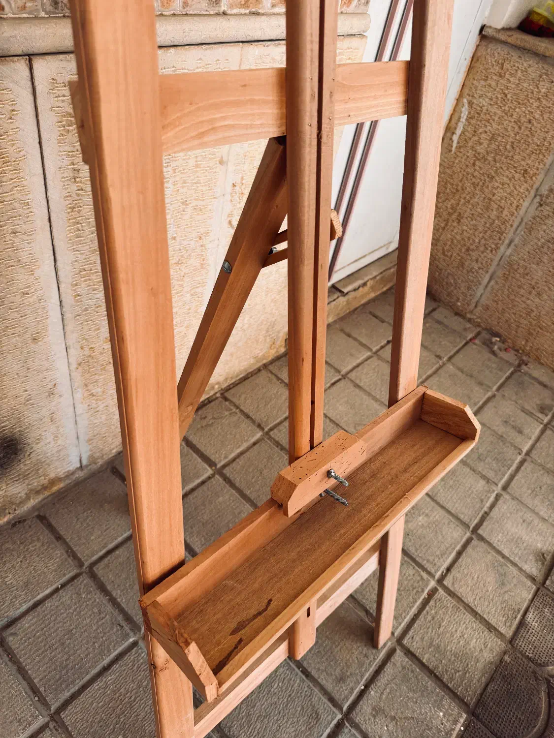 سه پایه نقاشی|لوازم التحریر|شیراز, تپه تلویزیون|دیوار