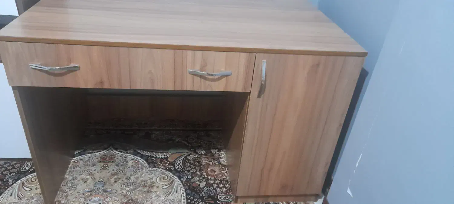 میز تحریر نو|میز تحریر و کامپیوتر|ماهدشت, |دیوار