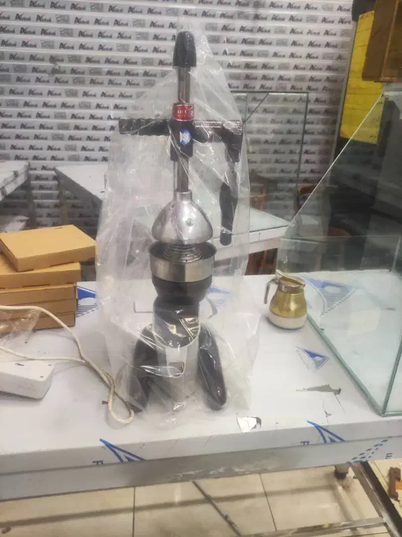 تعدادی وسایل آبمیوه و میوه فروشی|فروشگاه و مغازه|تهران, بهار|دیوار