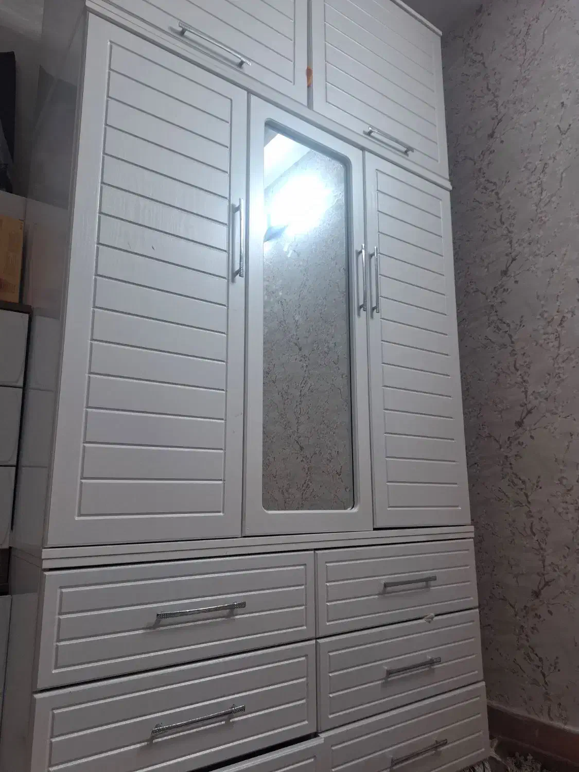 کمد|جاکفشی، کمد، دراور|ورامین, ورامین|دیوار