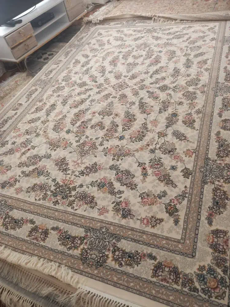 سه عدد فرش نو هست|فرش|سنندج, |دیوار