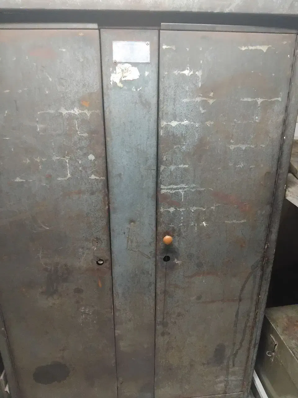 لوازم کفاشی|ابزارآلات|رامند, |دیوار