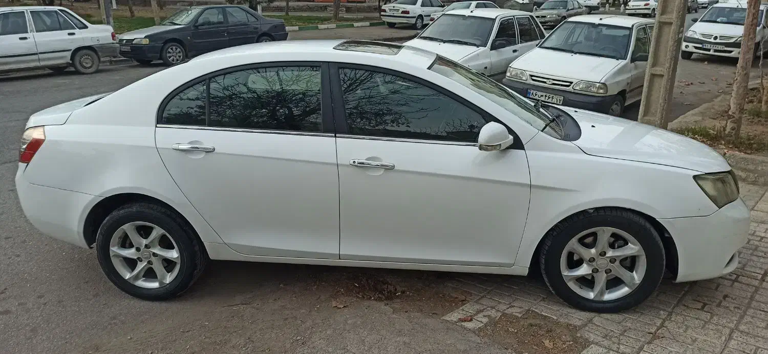 جیلی امرگرند 7 موتور بزرگ|خودرو سواری و وانت|مشهد, شهرک رازی (شهرک غرب)|دیوار