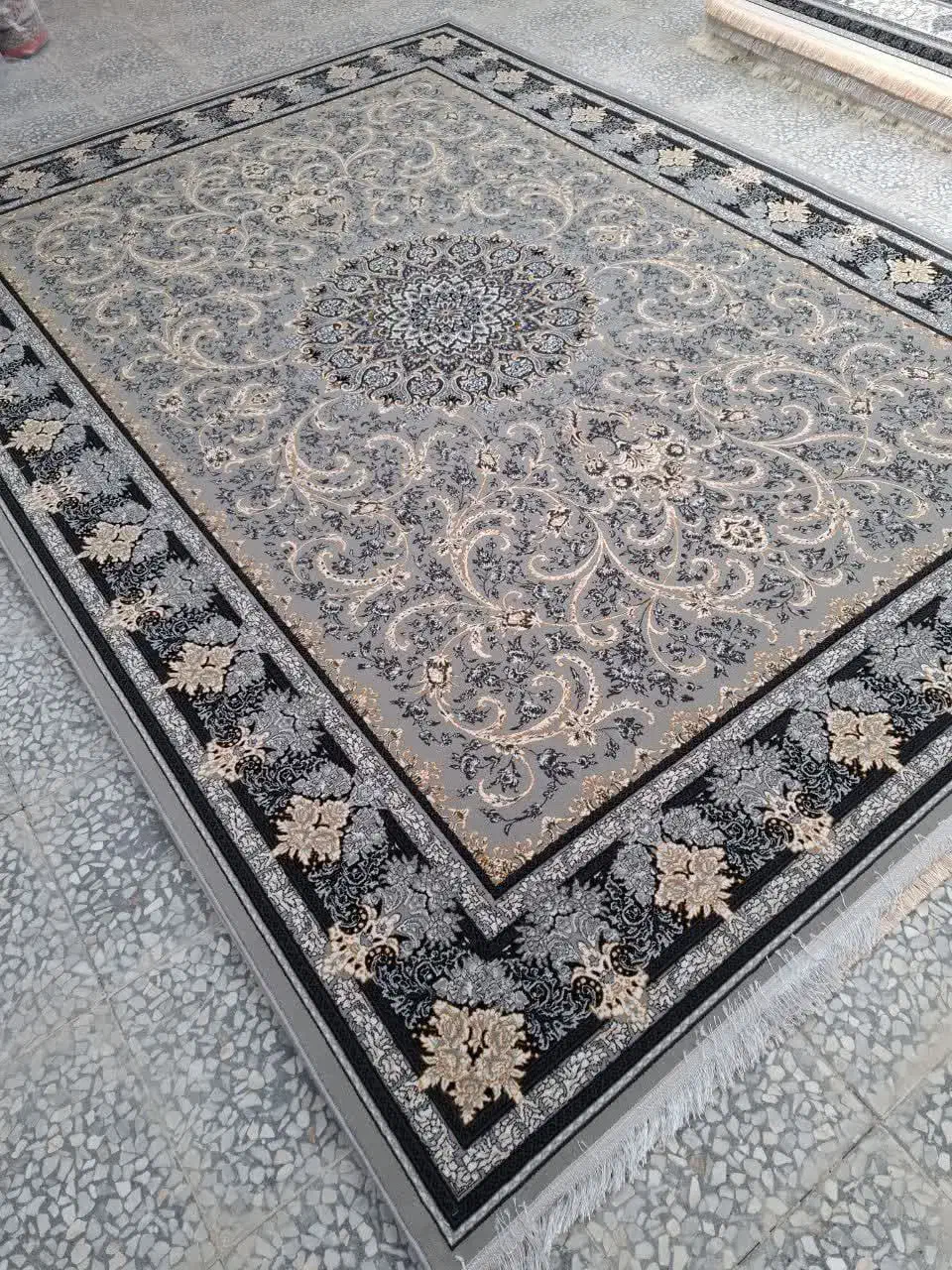 فرش های ۷۰۰ شانه دیزاین ۱۰۰۰ خرید از تولیدی|فرش|کاشان, شهرک صنعتی راوند|دیوار