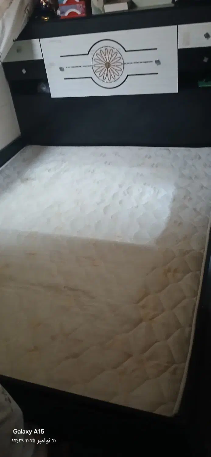 تختخواب دونفره سالم تمیز|تخت و سرویس خواب|رباط‌کریم, رباط‌کریم|دیوار