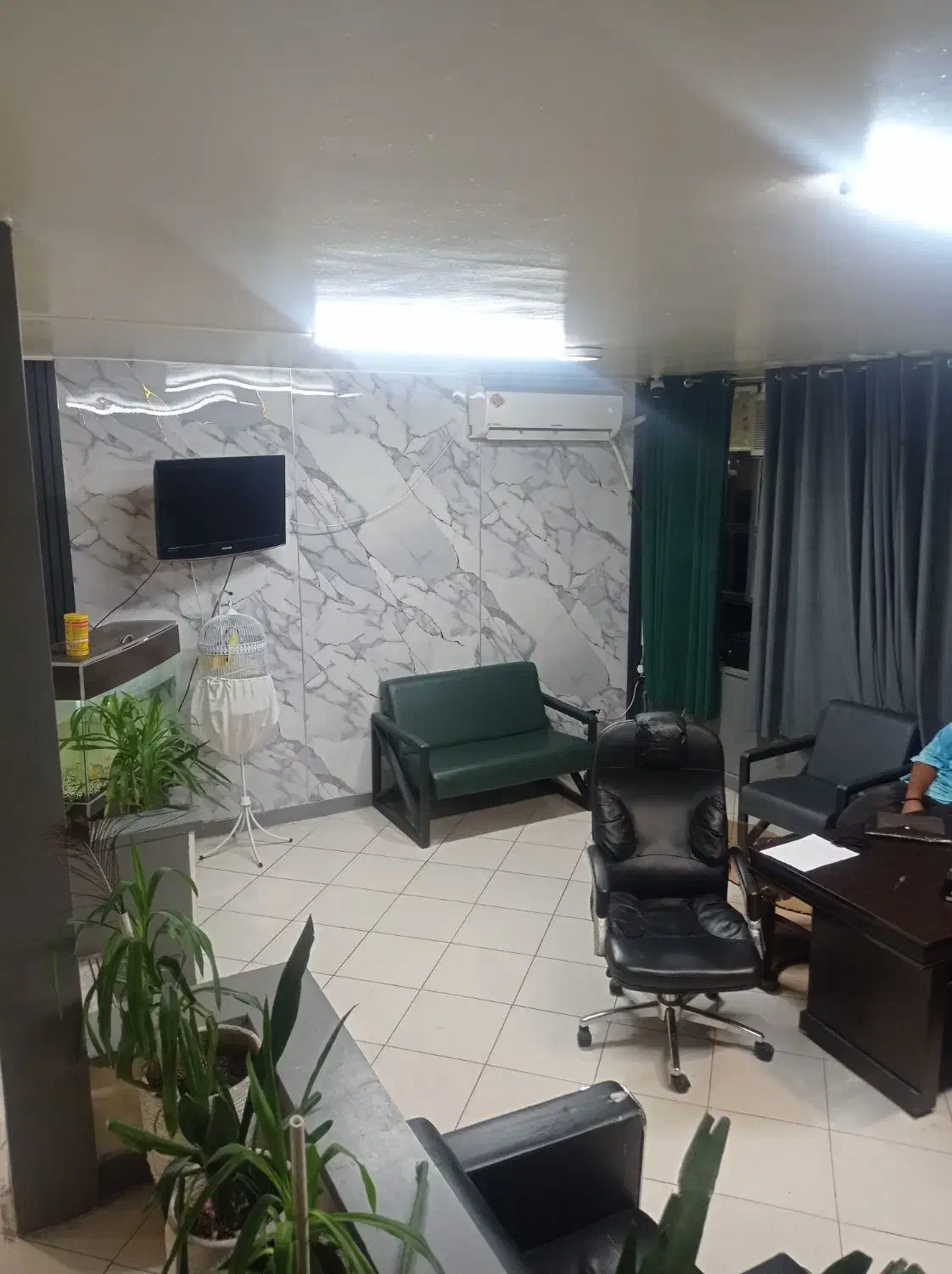 اجاره واحد تجاری|اجارهٔ دفتر کار، اتاق اداری، مطب|تهران, جمال‌زاده|دیوار