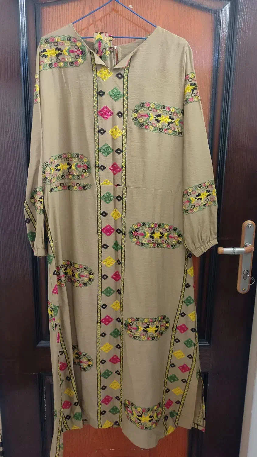 مانتو سنتی تیکه دوزی|لباس|حبیب آباد, |دیوار