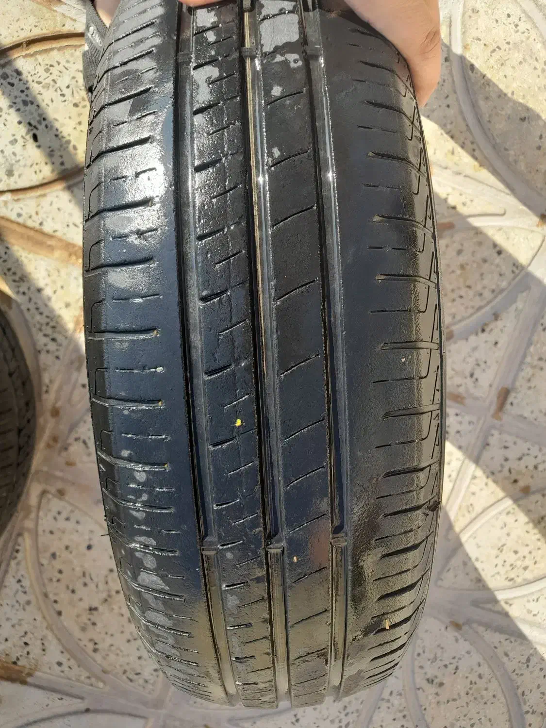 لاستیک ۱۸۵|قطعات یدکی و لوازم جانبی|سیروان, |دیوار