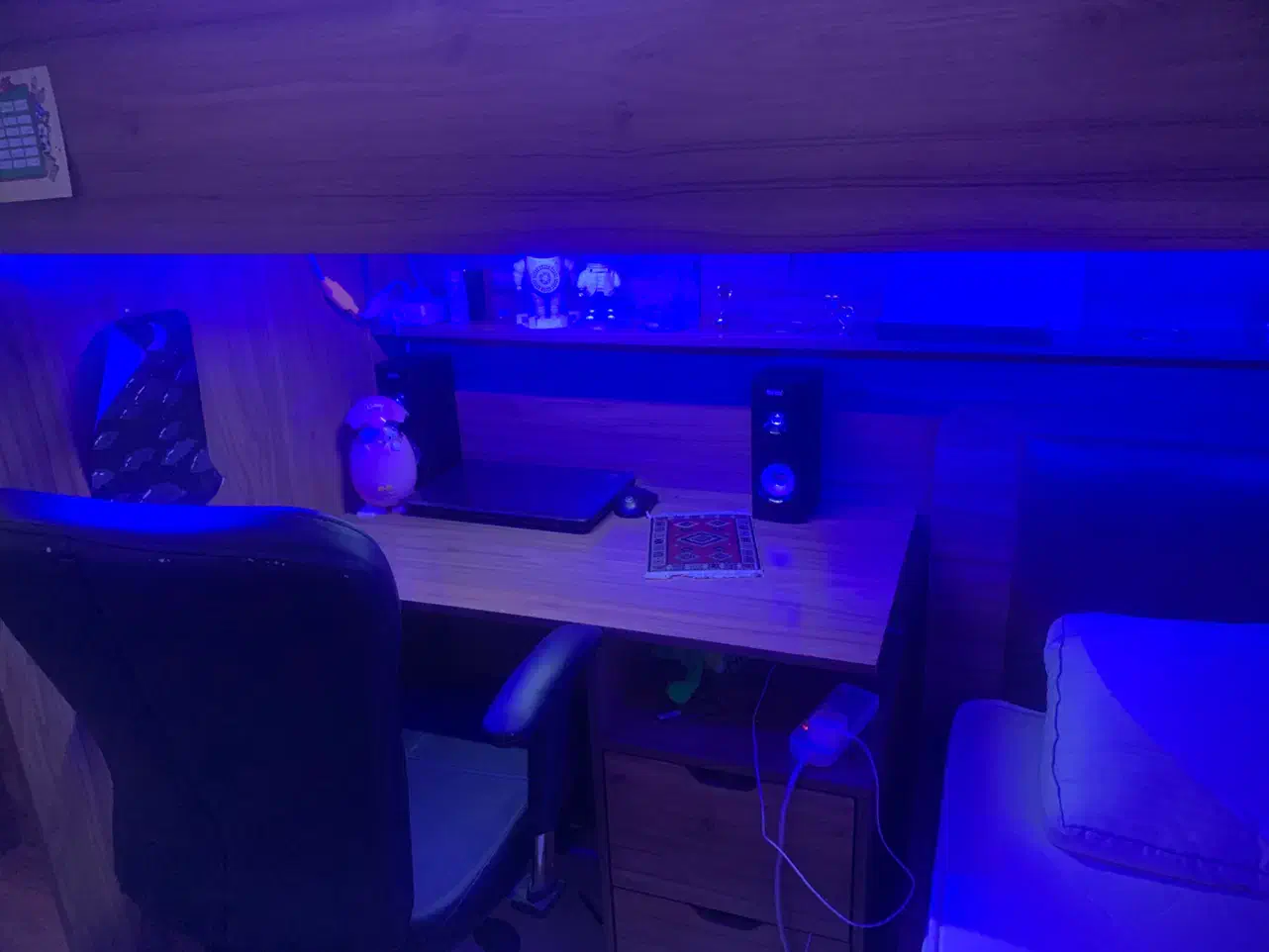 تخت خواب دو طبقه جوان|تخت و سرویس خواب|مشهد, سرافرازان|دیوار