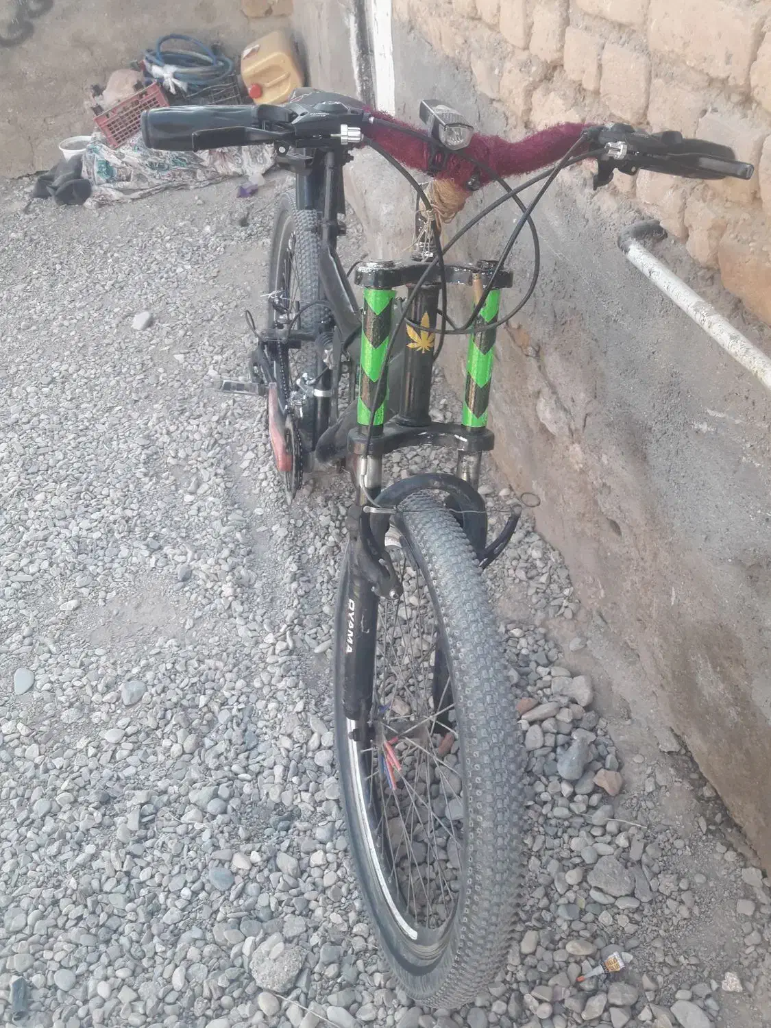 دوچرخه|دوچرخه، اسکیت، اسکوتر|اسفرورین, |دیوار