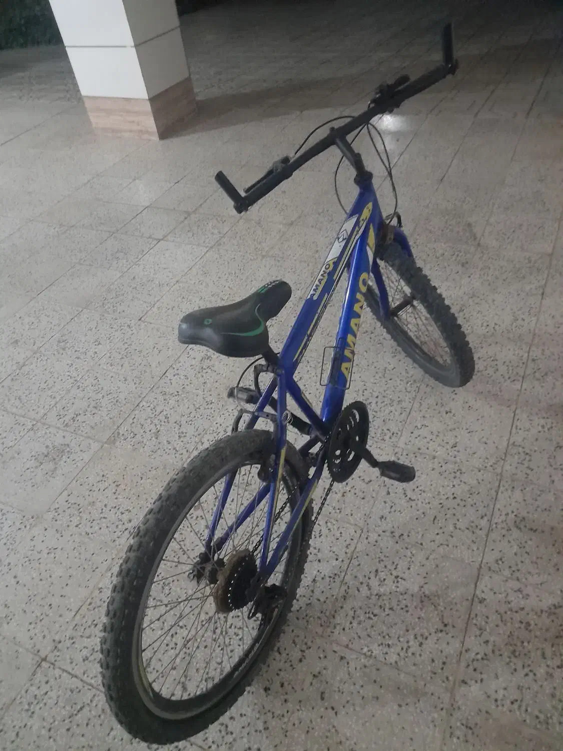 دوچرخه ۲۴|دوچرخه، اسکیت، اسکوتر|میانه, |دیوار