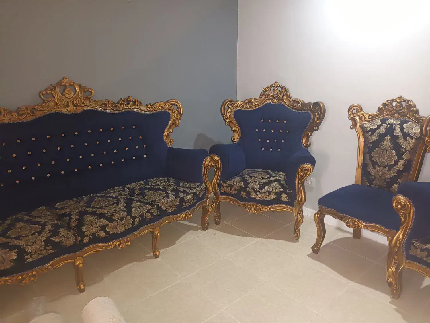 مبل سلطنتی نو|مبلمان خانگی و میز عسلی|بندر ماهشهر, |دیوار
