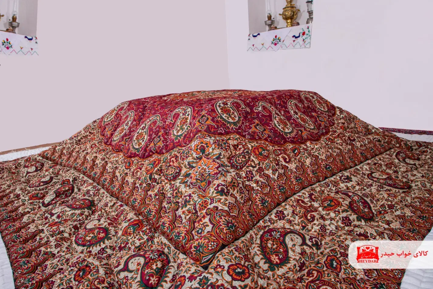 لحاف کرسی درباری زرشکی|رختخواب، بالش، پتو|گناباد, |دیوار