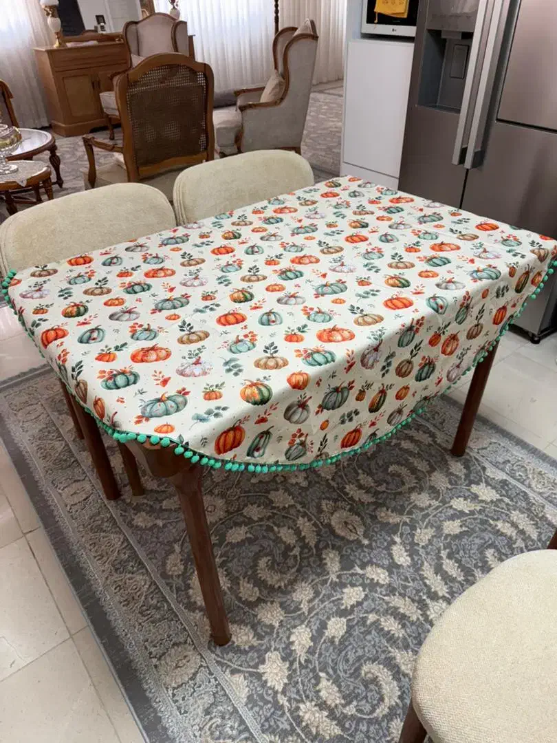 رو میزی مخمل گلدار|پرده، رانر، رومیزی|تهران, شهمیرزادی|دیوار