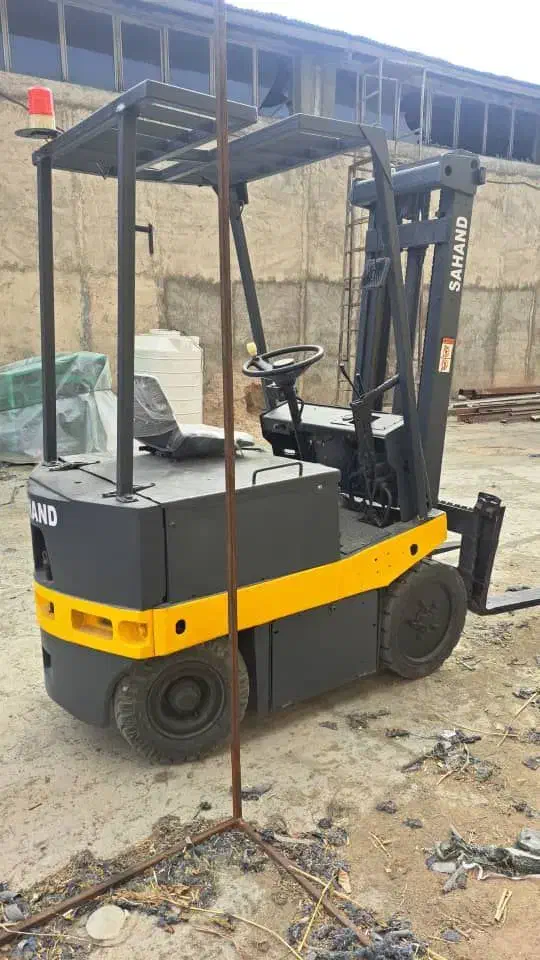 تامیین کننده قطعات ماشین سنگین و لیفتراک و جرثقیل|قطعات یدکی و لوازم جانبی|ایلام, |دیوار