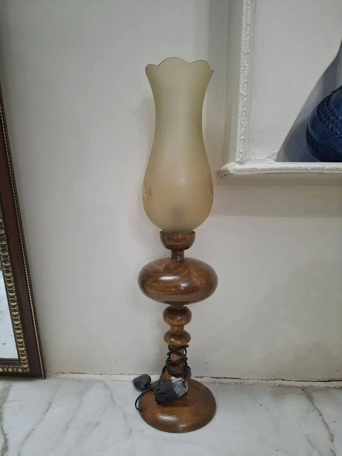 دوتا چراغ پایه چوبی نو|چراغ خواب و آباژور|ورامین, ورامین|دیوار