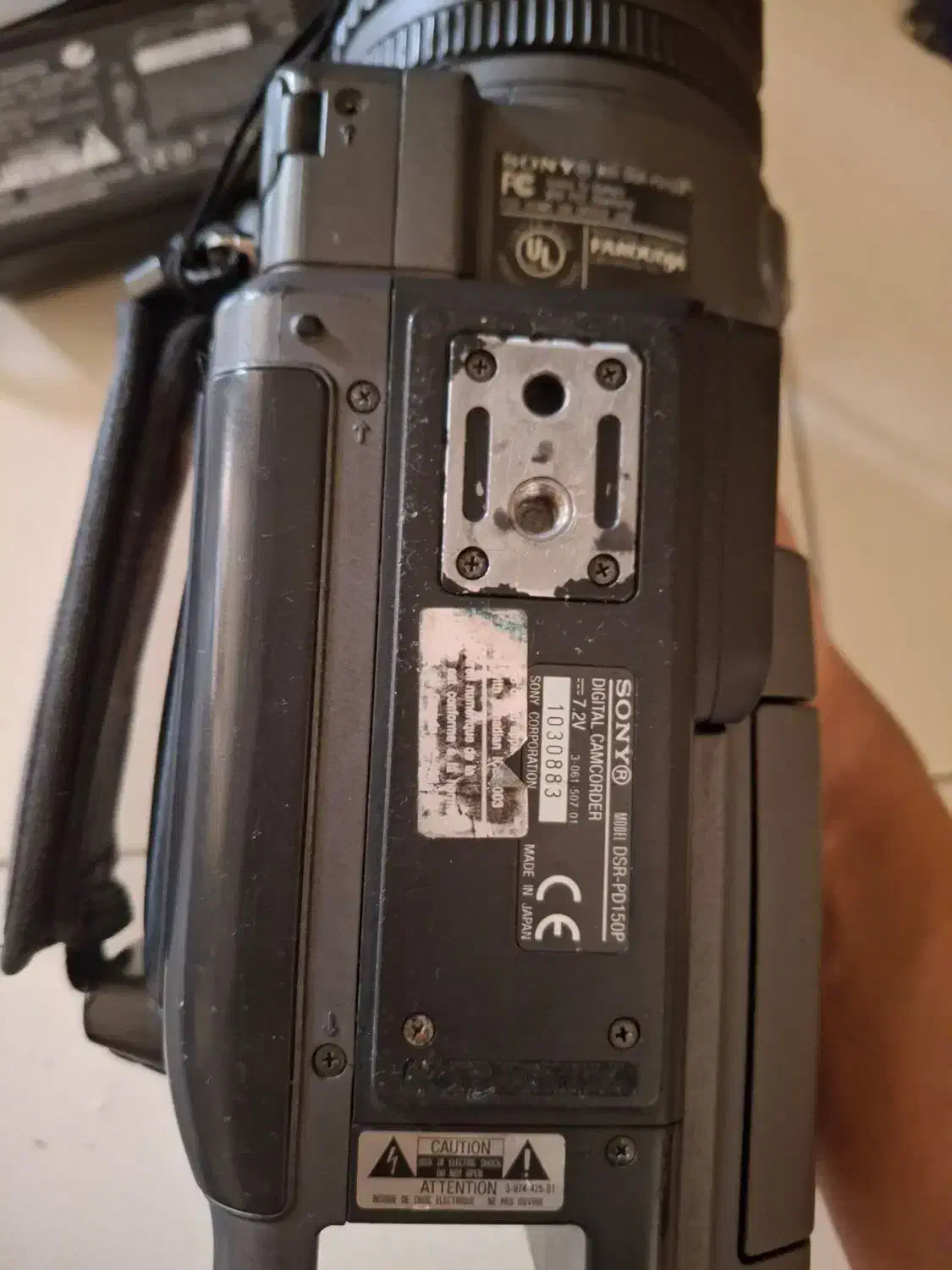 دوربین فیلمبرداری PD150 با آداپتور اصلی|دوربین عکاسی و فیلمبرداری|تهران, کرمان|دیوار