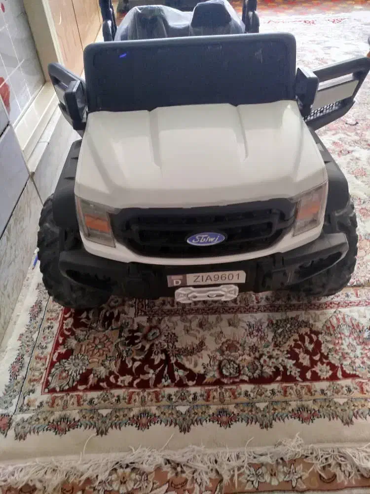 ماشین شارژی نو|اسباببازی بچه|نجفآباد, یزدانشهر|دیوار