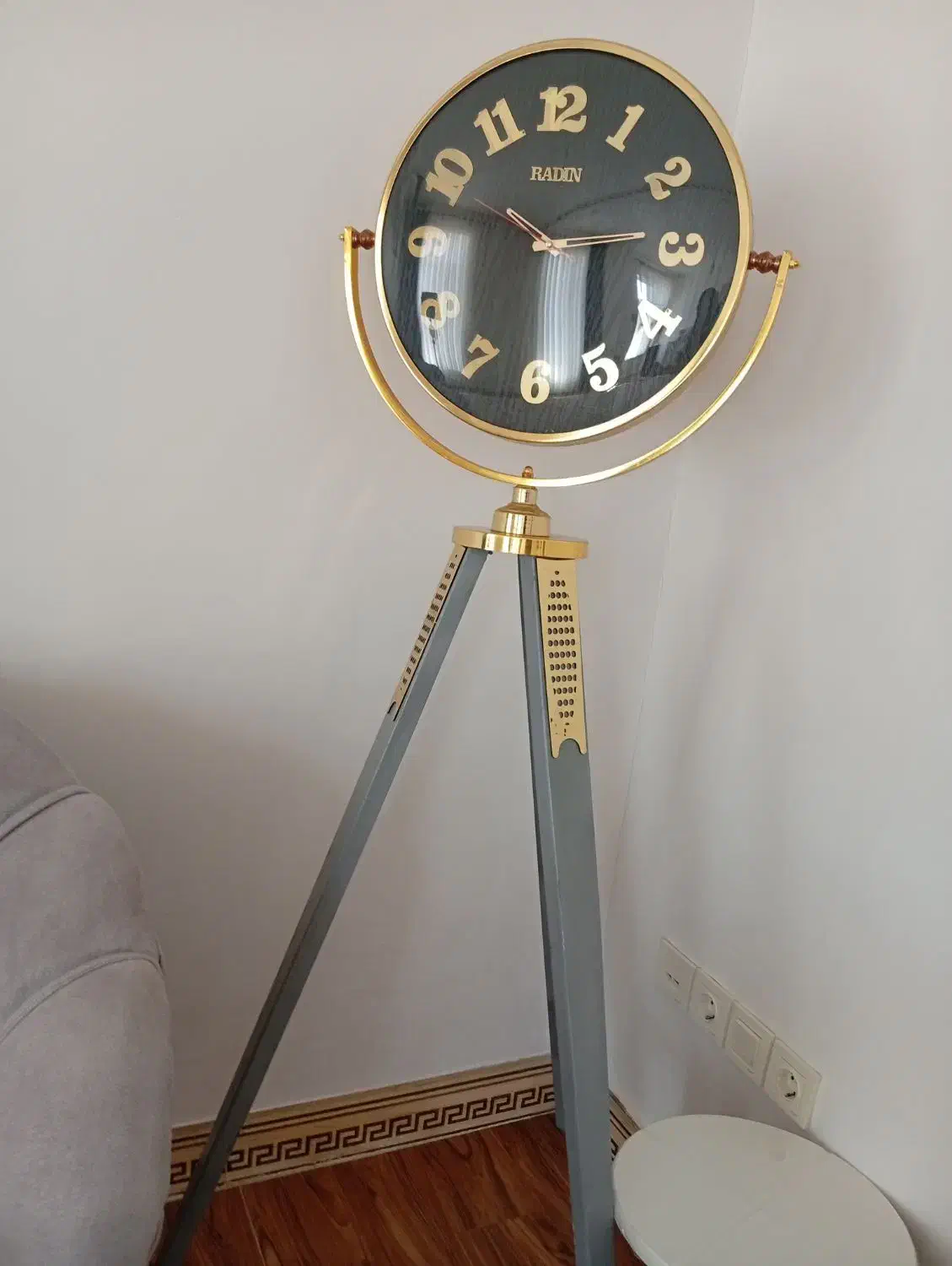 ساعت ایستاده|ساعت دیواری و تزئینی|کنگاور, |دیوار