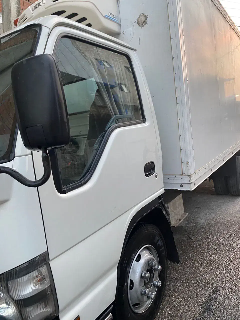 ایسوزو ۶ تن یخچالی مدل ۹۰|خودرو سنگین|قائمشهر, |دیوار