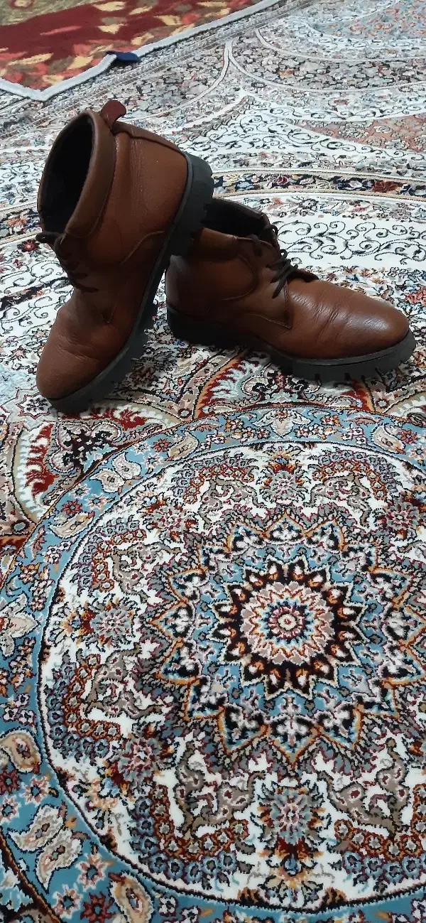 نیم بوت مردانه سایز۴۲ رنگ عسلی، چرم طبیعی|کیف، کفش، کمربند|قم, زند آباد|دیوار