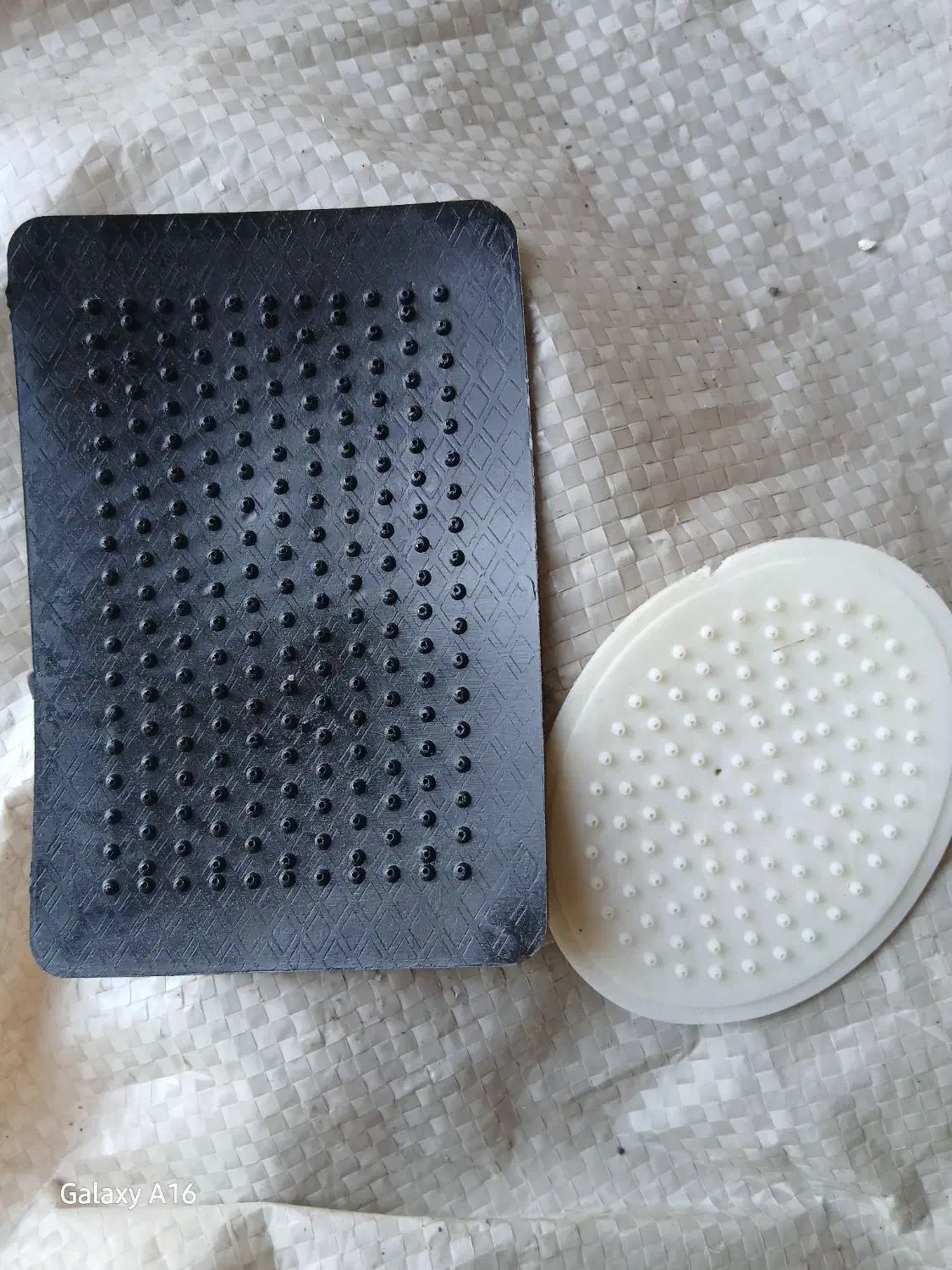 کاردر منزل کفه برس مو|استخدام صنعتی، فنی، مهندسی|ملکآباد, |دیوار