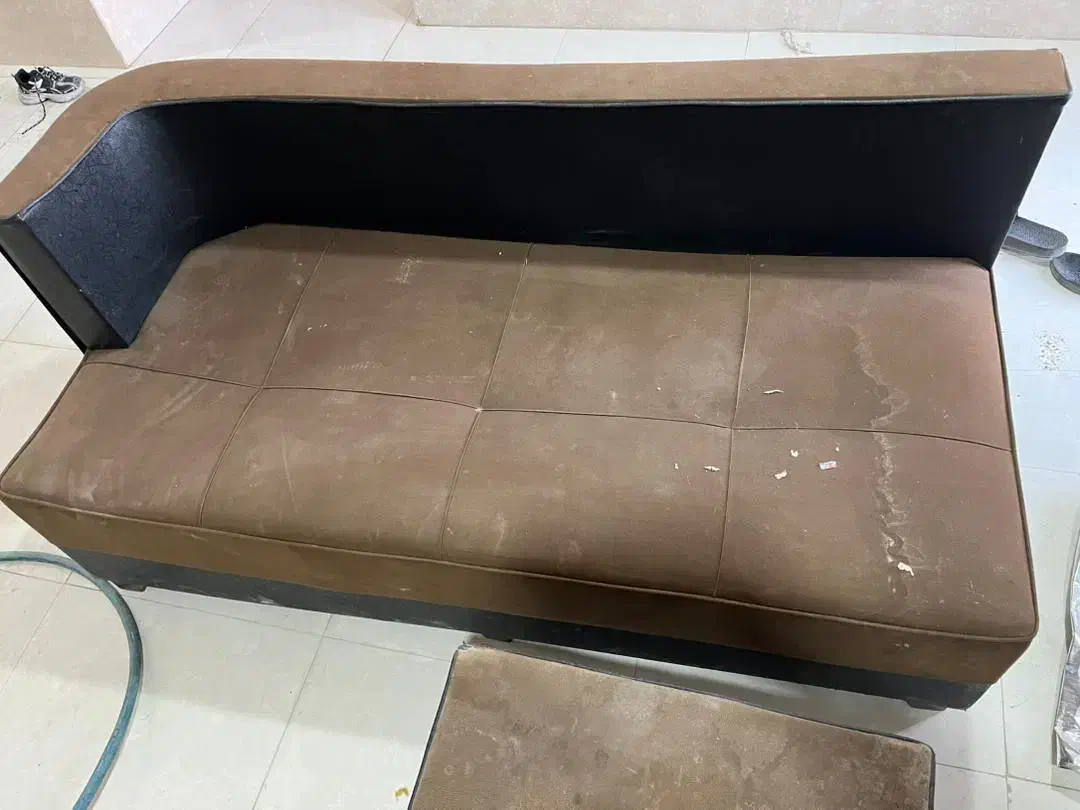 مبل راحتی|مبلمان خانگی و میز عسلی|کاشان, فین بزرگ|دیوار