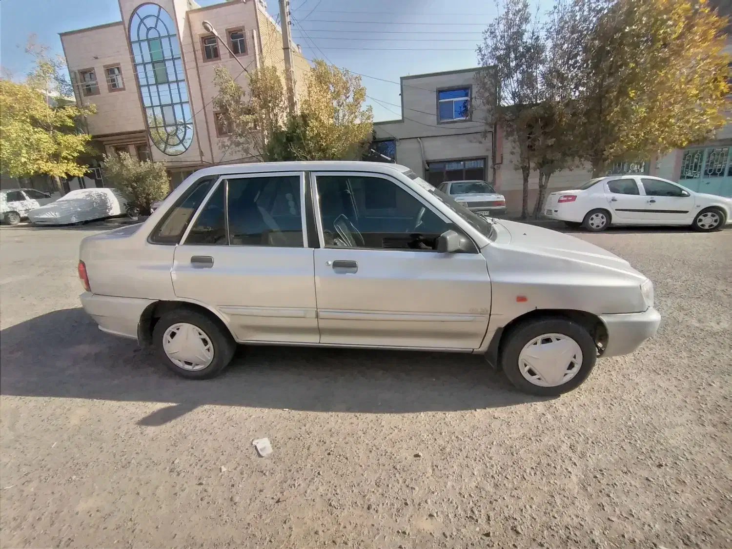 پراید ۱۳۲|خودرو سواری و وانت|میانه, |دیوار