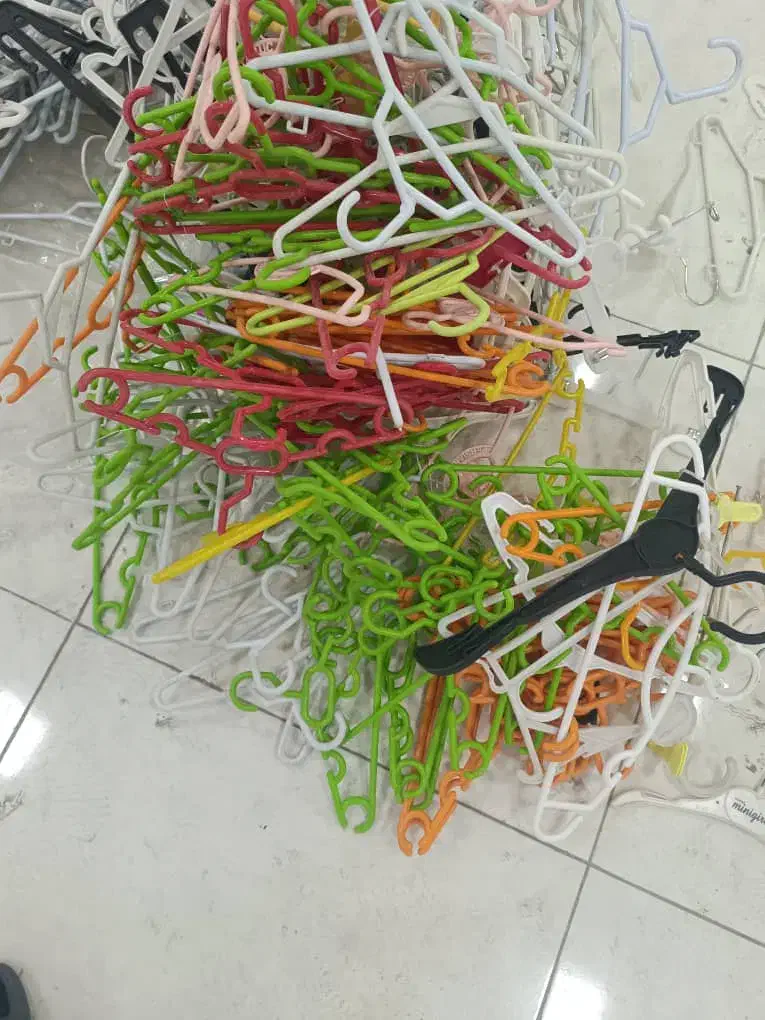 اویز لباس|بندرخت و رخت‌آویز|ارومیه, |دیوار