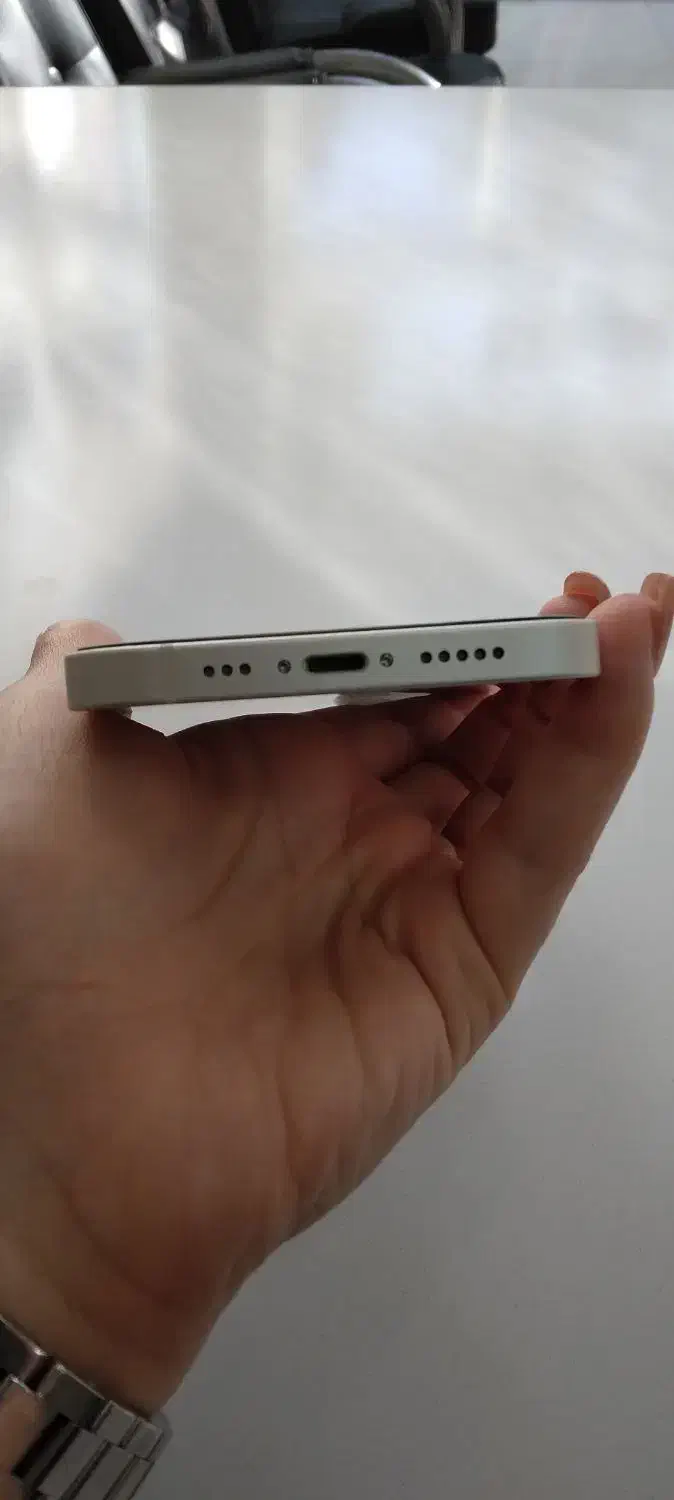 آیفون ۱۳ نرمال ۱۲۸ گ zaa|موبایل|شاهین‌شهر, مخابرات (شهید بهشتی)|دیوار