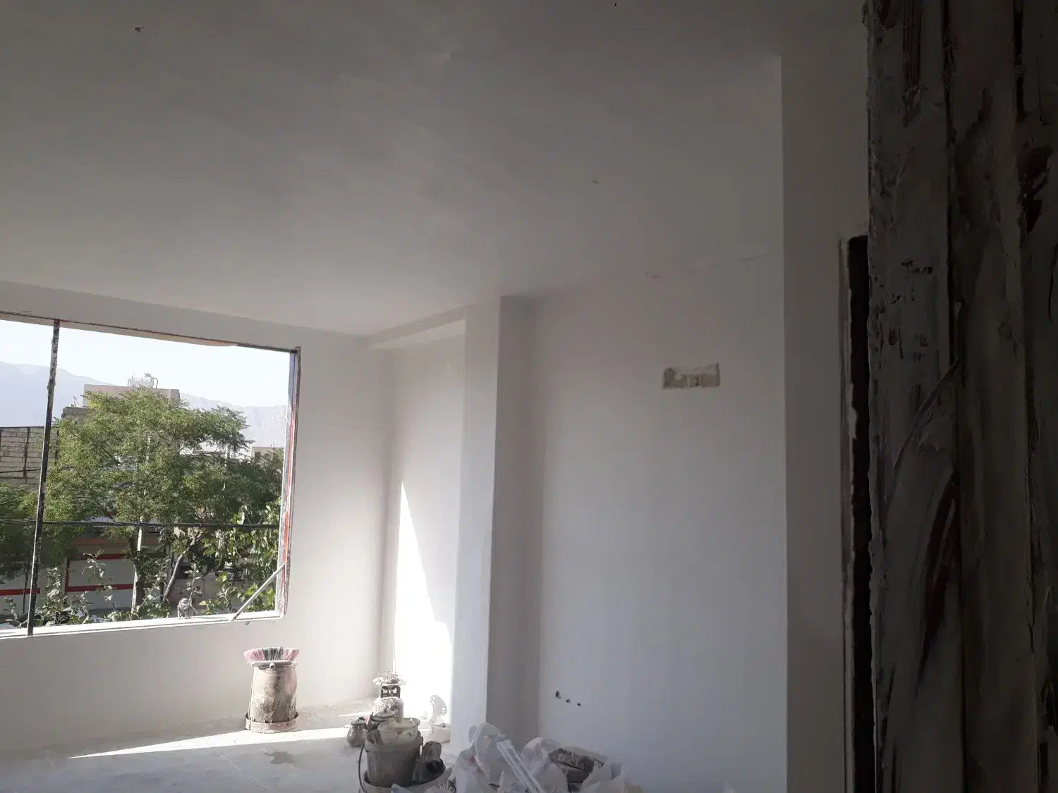 سفیدکاری ساختمان وخوردکاری|خدمات پیشه و مهارت|خمینی‌شهر, |دیوار