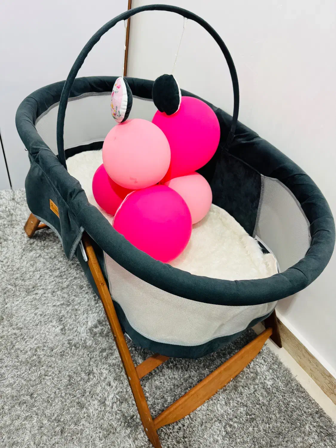 تخت بچه|تخت و صندلی بچه|رشت, نخودچر|دیوار