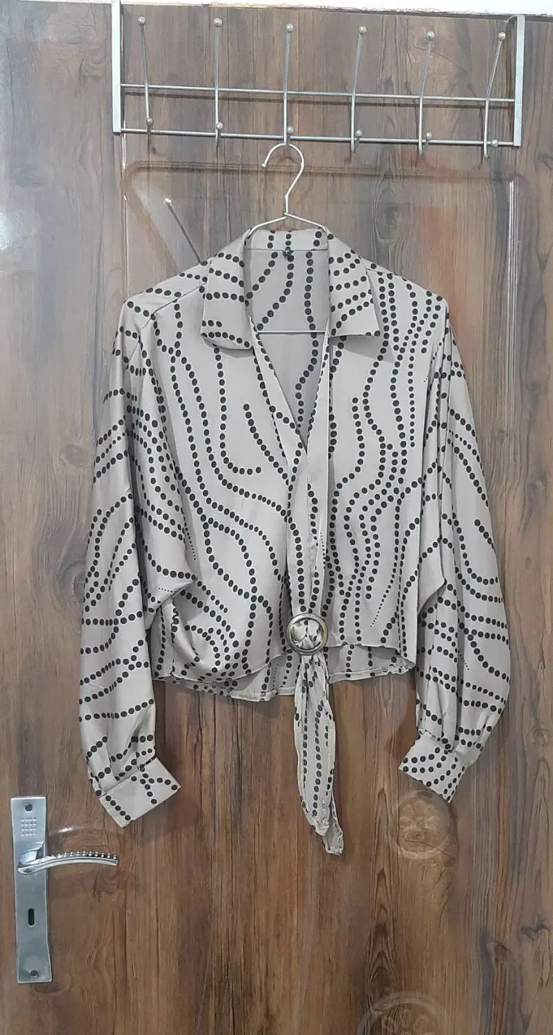 شومیز|لباس|گلستان (تهران), |دیوار