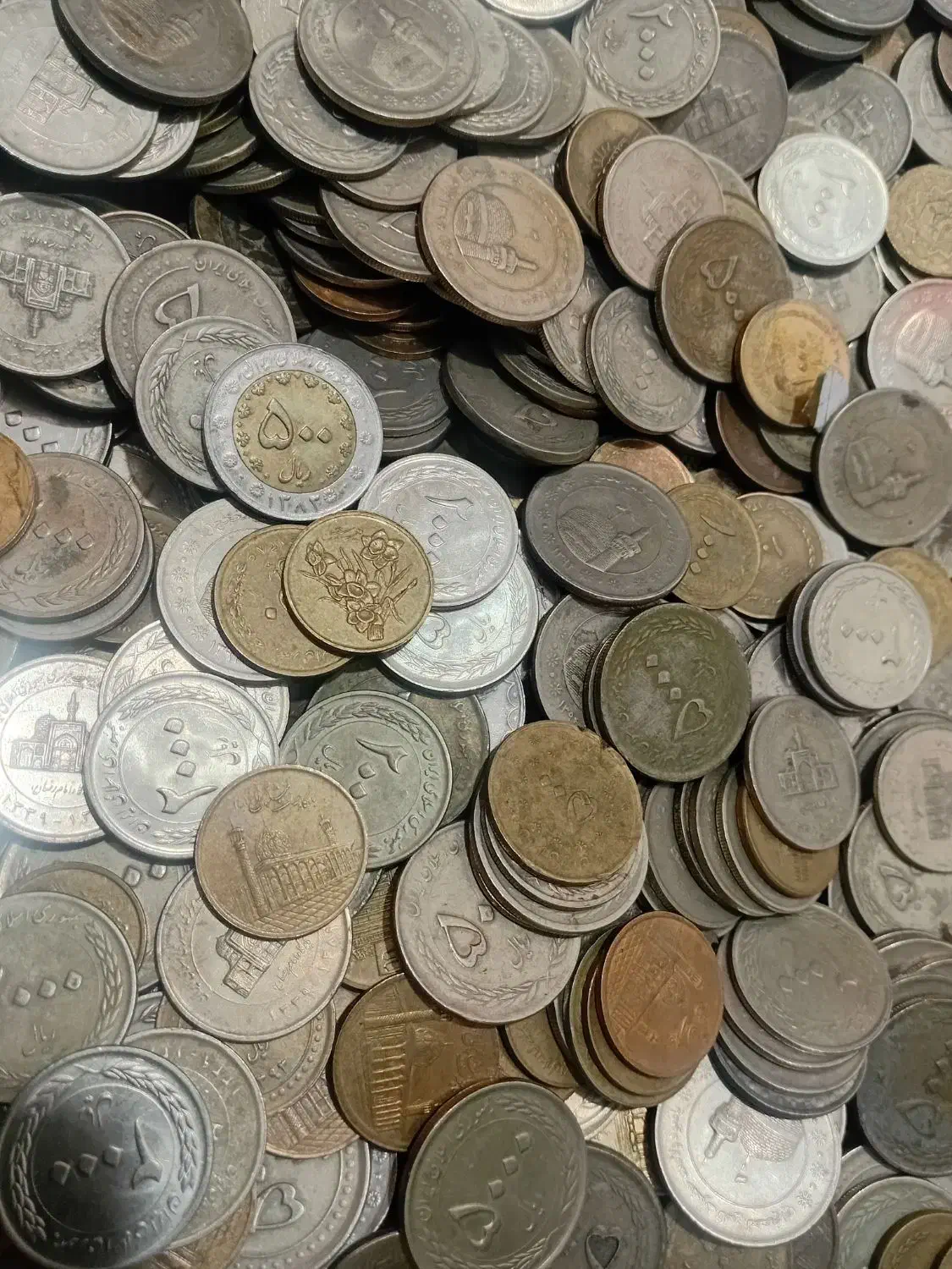 سکه جمهوری|کلکسیون سکه، تمبر، اسکناس|شیراز, قصرالدشت|دیوار