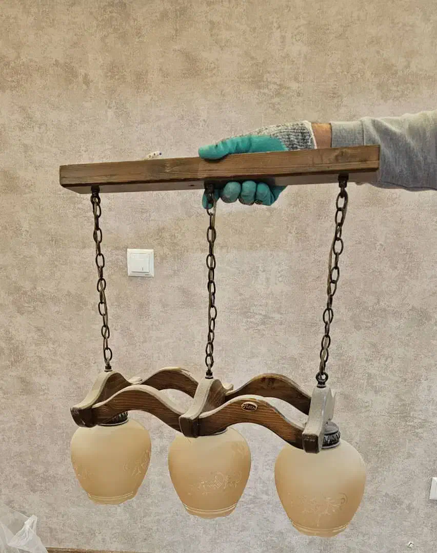 لوستر|لوستر و چراغ آویز|شاهین‌شهر, شهرک گلدیس|دیوار