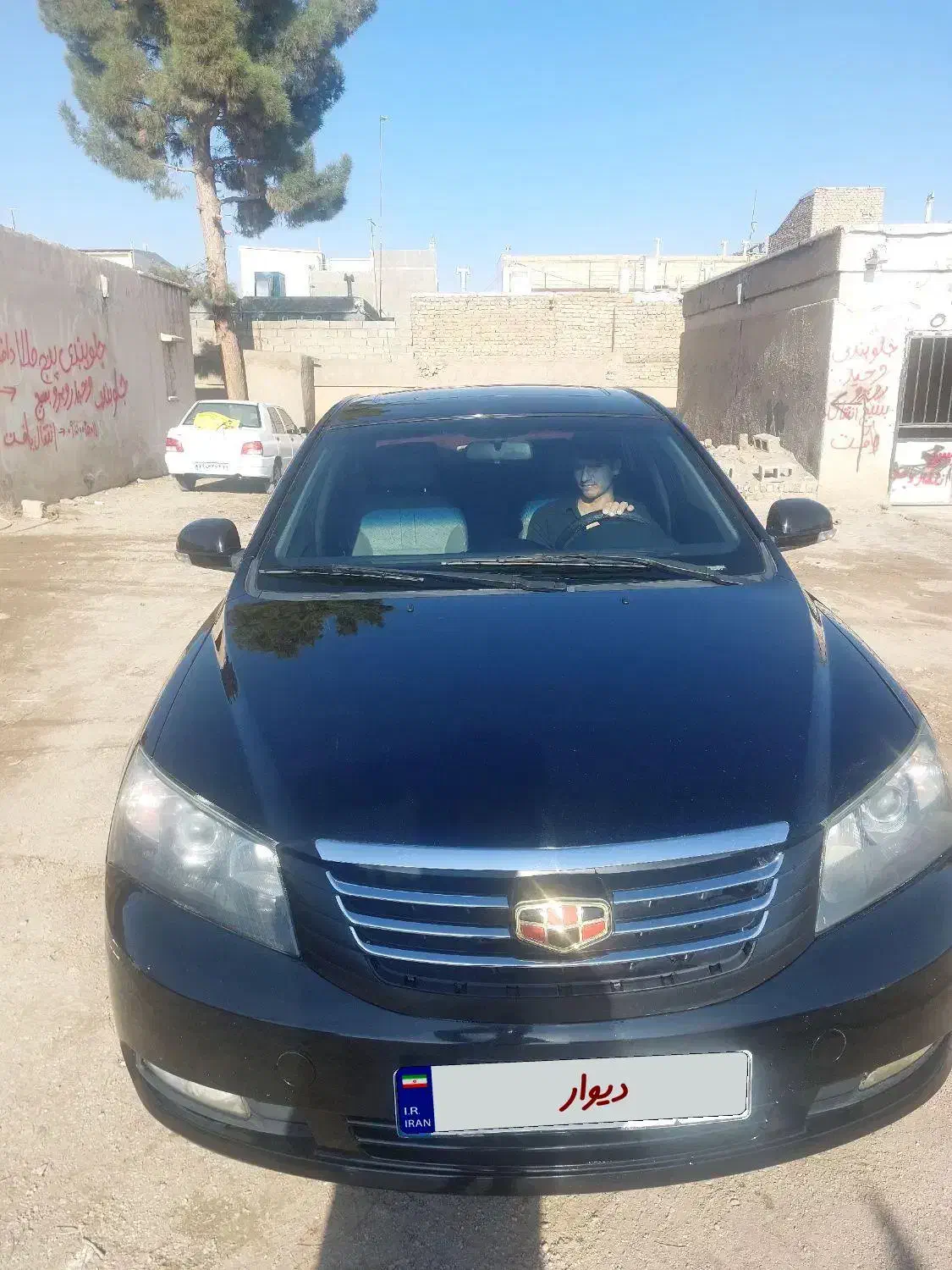 جیلی امگرند موتور بزرگ|خودرو سواری و وانت|مشهد, میعاد (شهرک غرب)|دیوار