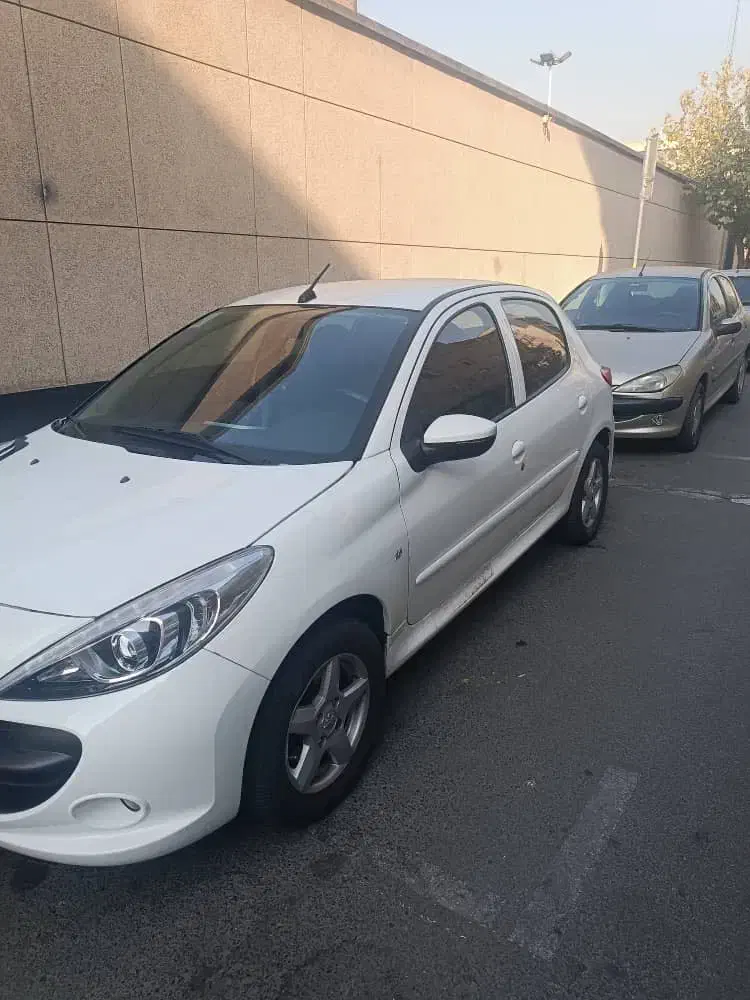 ۲۰۷ بدون رنگ مدل ۹۹ فرمان برقی با رینگ (دنده ای)|خودرو سواری و وانت|تهران, اکباتان|دیوار