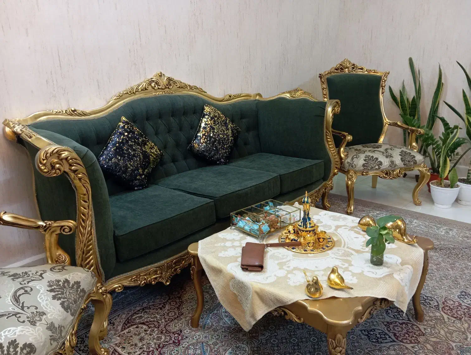 مبل سلطنتی|مبلمان خانگی و میز عسلی|مشهد, شهرک بهارستان|دیوار