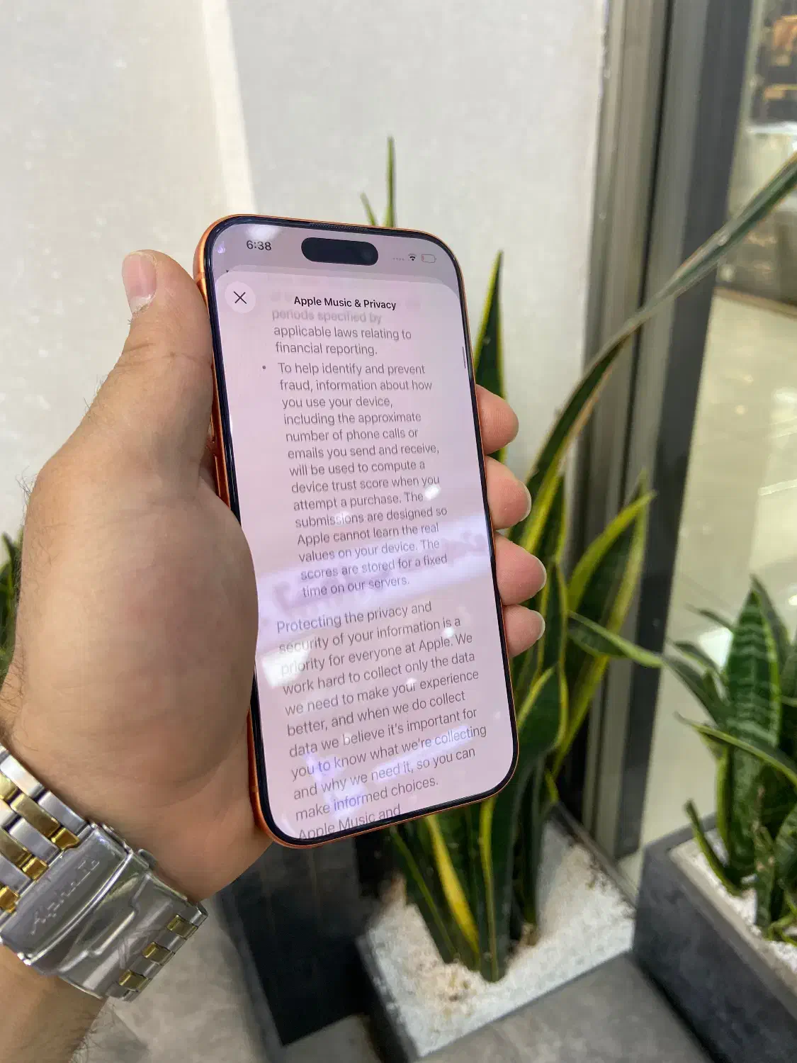اپل ایفون iPhone ۱۷ پرو رنگ جذاب نارنجی بهترین سال|موبایل|اصفهان, احمدآباد|دیوار