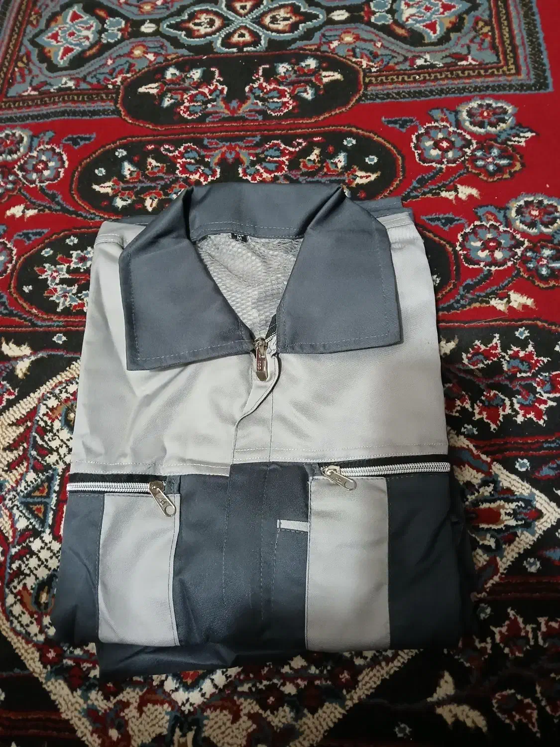 کفش کار ولباس کار وفروش یک عدد کولیس کوچیک|لباس|یزد, |دیوار