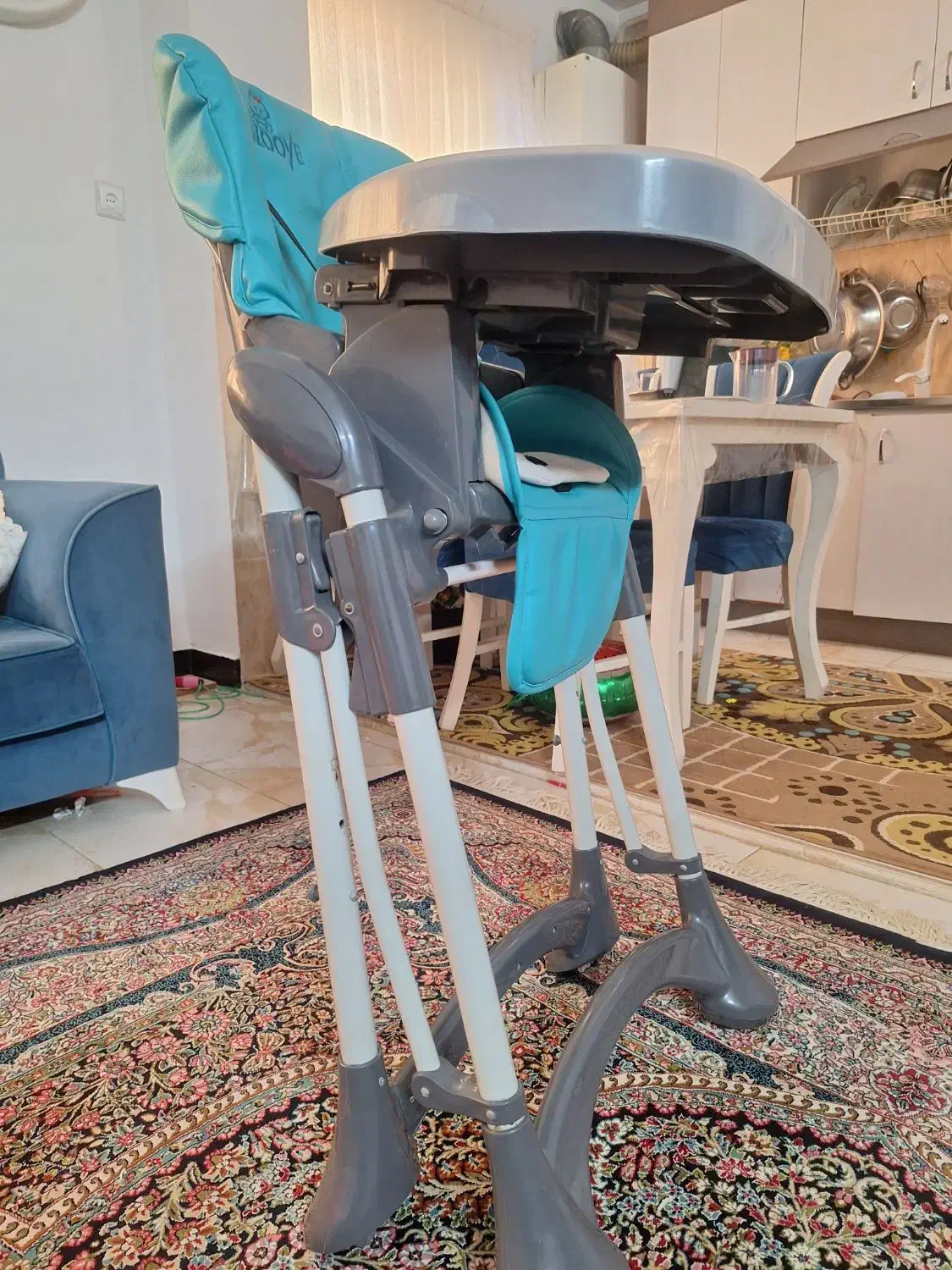 صندلی غذا|تخت و صندلی بچه|لاهیجان, طالقانی|دیوار