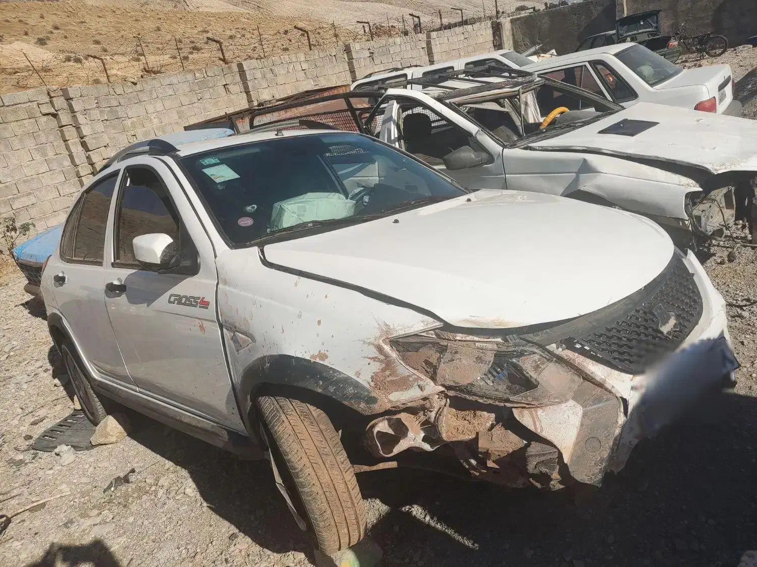 ماشین کوییک تصادفی|خودرو سواری و وانت|آبدانان, |دیوار