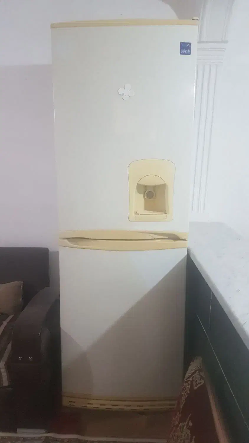 یخچال نیمه فریزر یخ چاوان|یخچال و فریزر|ماهدشت, |دیوار