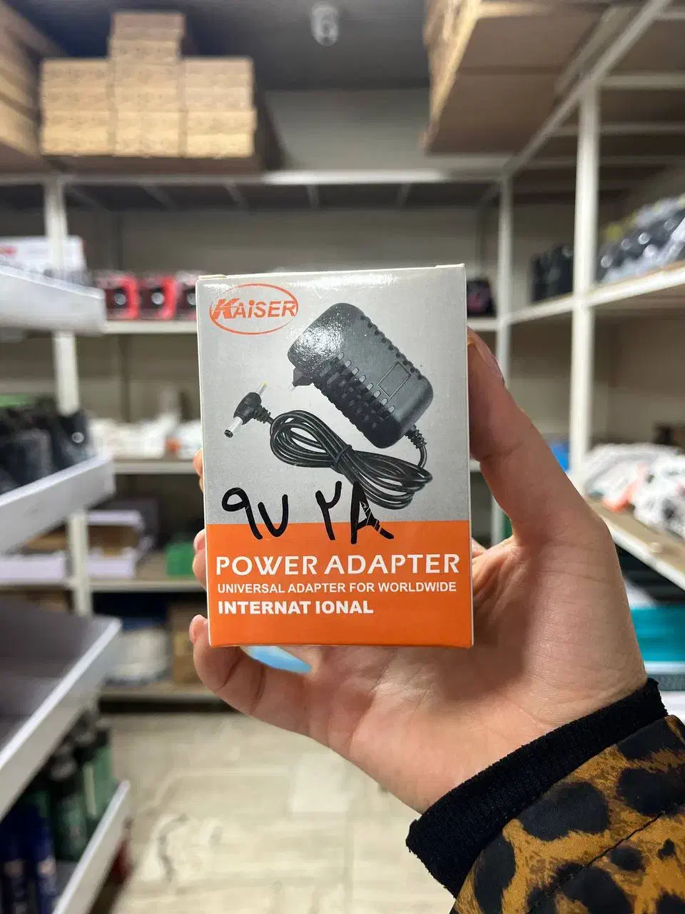 آداپتور مودم ۹ ولت و ۱۲ ولت|قطعات و لوازم جانبی رایانه|اسلام‌شهر, شهرک مفیدی|دیوار